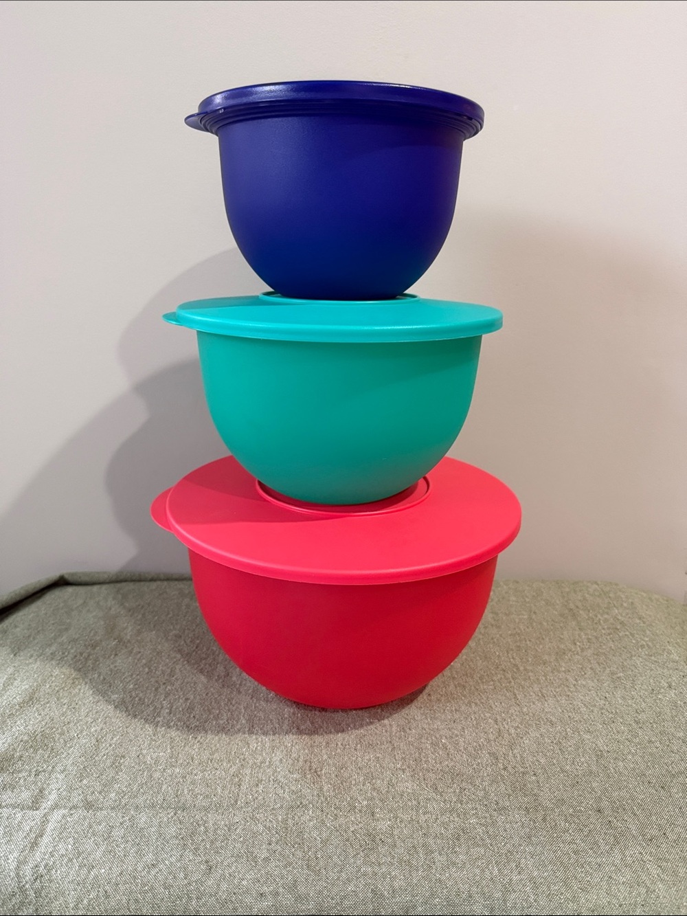 Tupperware Impressions Classic Bowl 3 piece set